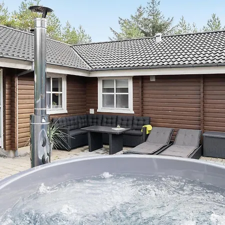 Stunning In Logstor With Wifi Holiday home *