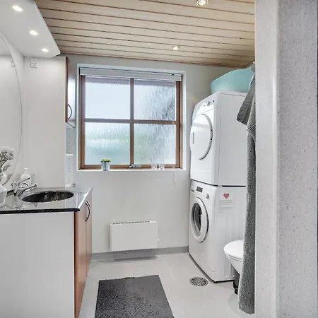 Stunning In Logstor With Wifi Holiday home *